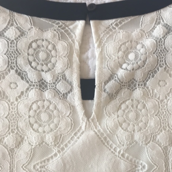 Karl Lagerfeld Size S Top, White Lace Navy Stripe - Picture 7 of 7